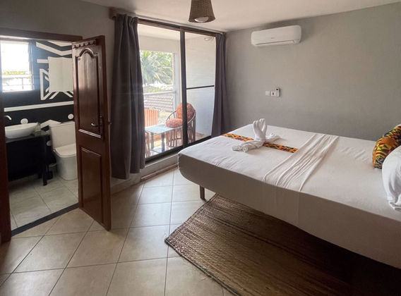 Seaview bedroom in Elmina