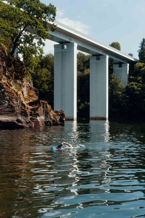 Luxembourg Lultzhausen bridge swimrun suretosure