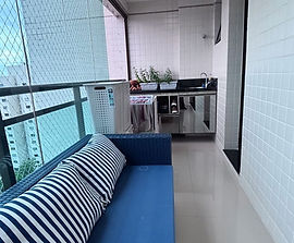 Apartamento no Condomínio Jardins de Lombardia