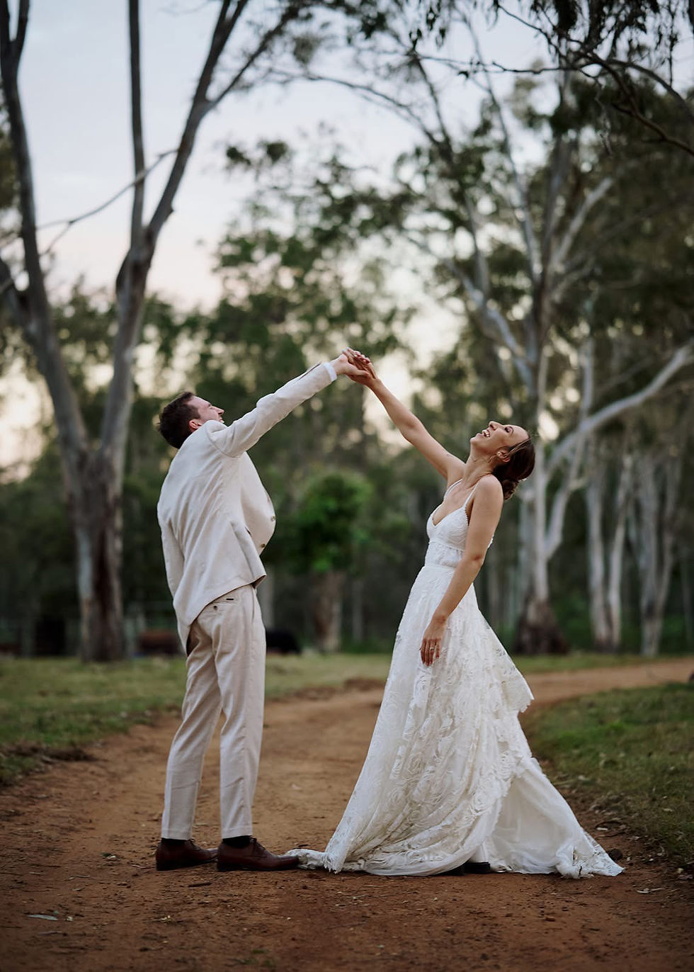 Newlywed couple celebrating their wedding day with luxury wedding planning by Luxe Wedding Studio