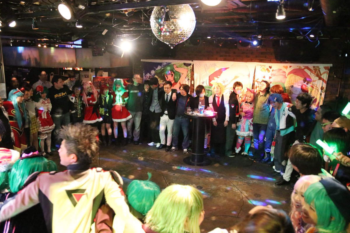 マクロスナイト About Us