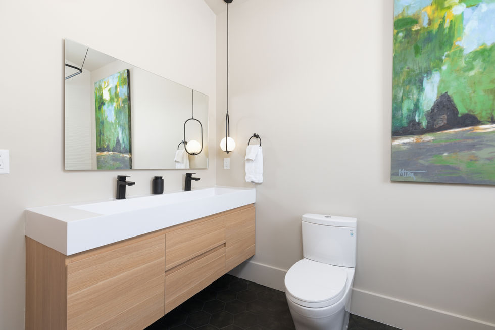 72 Solar Ranch 1st bedroom bathroom2