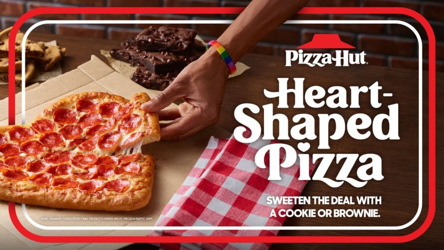 Pizza Hut heart shaped pizza from @famdiego website