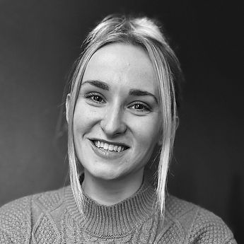 Theresa Kosmowski Headshot