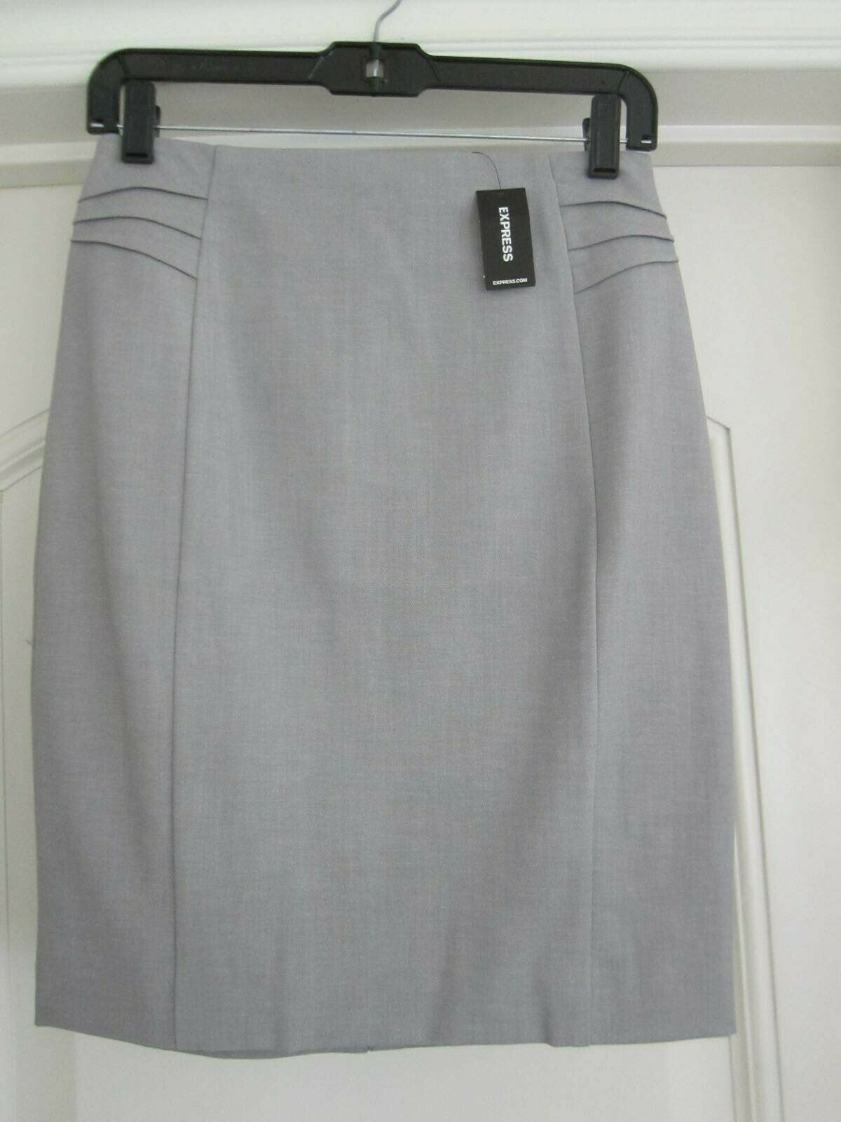 High Waisted Pintuck Pencil Skirt