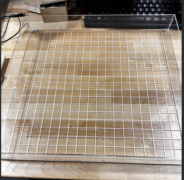 Assembled board, without the wood underneath(The wood table is visible)