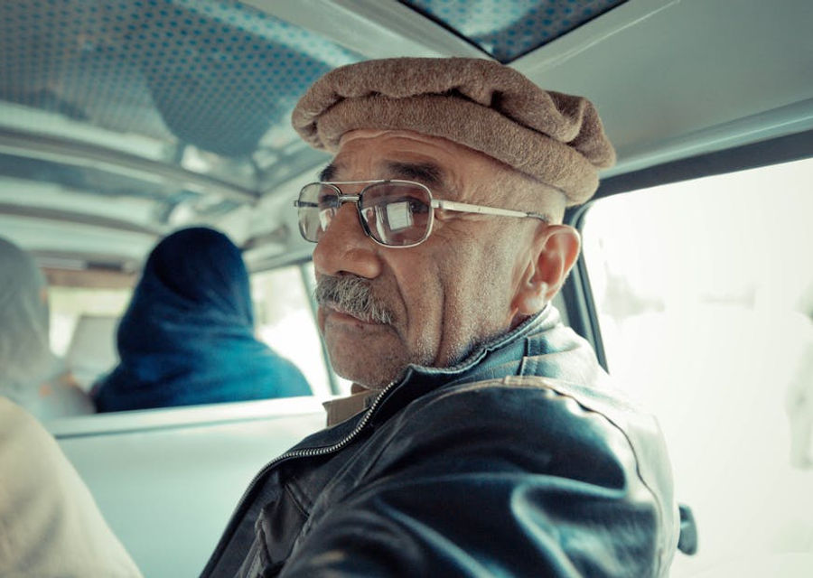 Afghan Refugees Return from Pakistan: Rebuilding Lives in Afghanistan