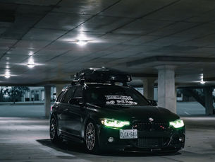 The 'Analog Awakening': Why High-End 'Intimacy Salons' are Replacing Dating Apps