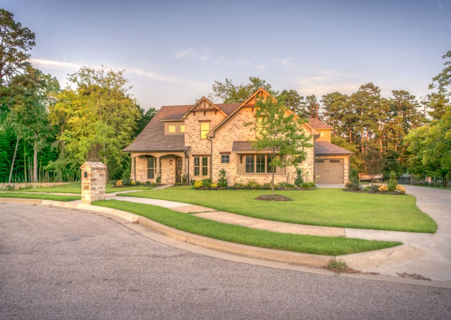 Zuckerberg's Palo Alto Real Estate: Impact and Community Concerns