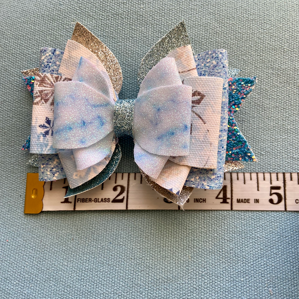 Thumbnail: Deluxe Snowflake Bows