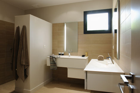 villa contemporaine luxe neuve californienne architecte Lyon Erick Saillet toit plat