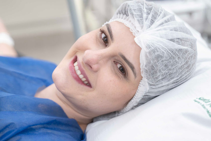 Registro do sorriso da mamãe na sala de cirurgia
