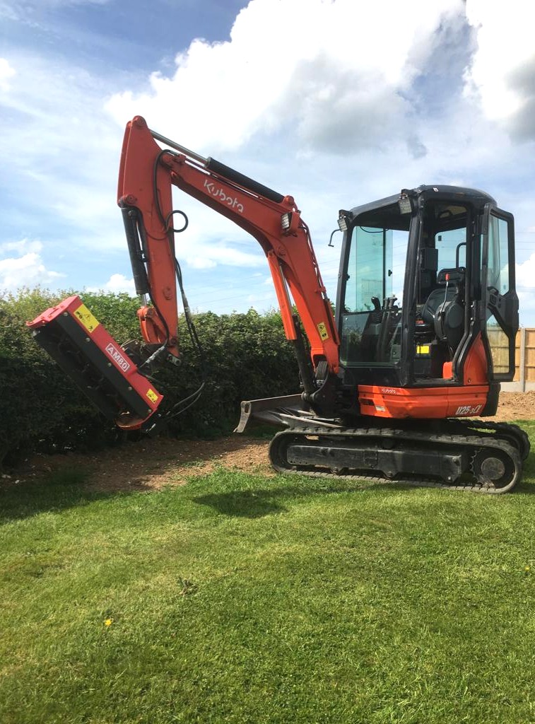 Man & Machine Hire Ashford Kent UK Digger & Driver Hire