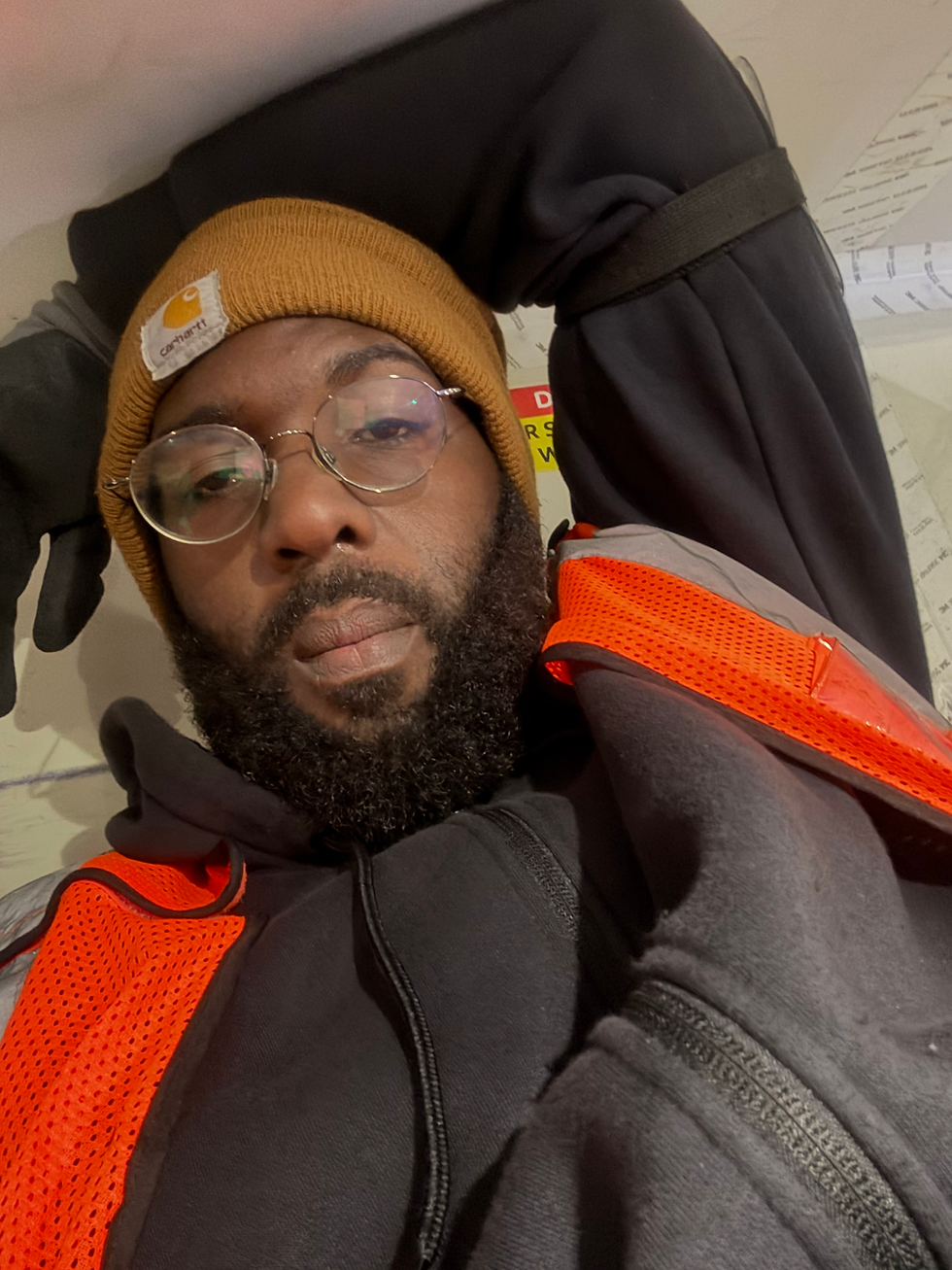 Trust me I’m working hard as hell in this photo