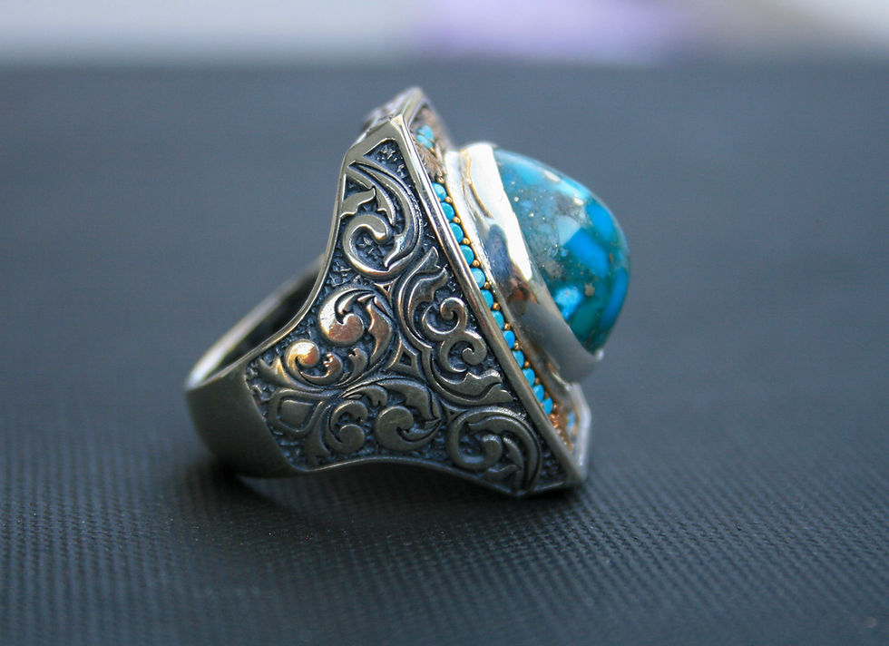 Thumbnail: Vintage Sterling Silver Ring with Round Turquoise Center and Accent Stones – Han