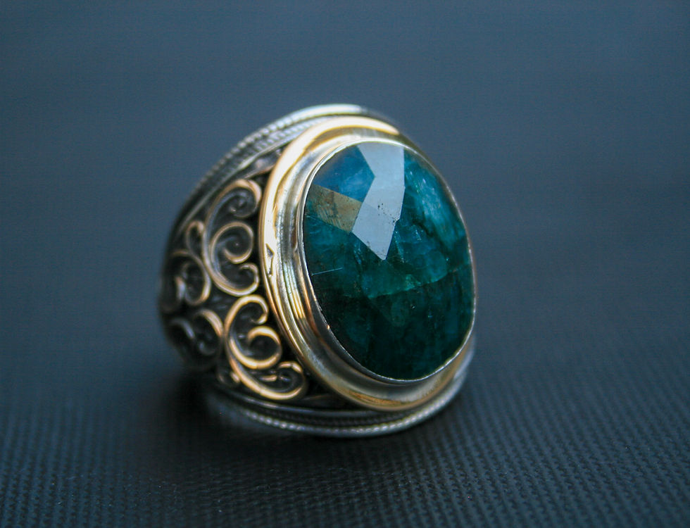 Thumbnail: Handmade Sterling Silver Emerald Ring – Vintage Green Gemstone Jewelry, Unique G