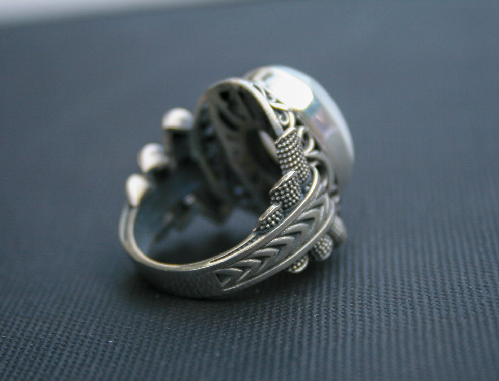 Thumbnail: Handmade Sterling Silver Moonstone Ring – Vintage Rainbow Gem, Unique Gift Jewel
