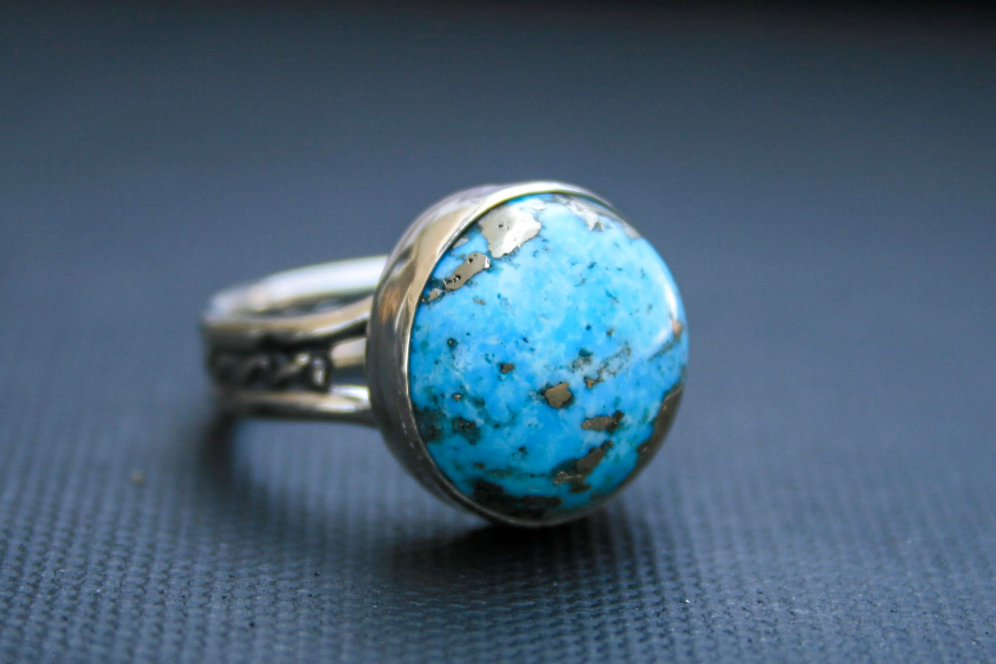 Turquoise Ring Unisex 925 Sterling Silver, Round Gemstone Jewelry, Handmade