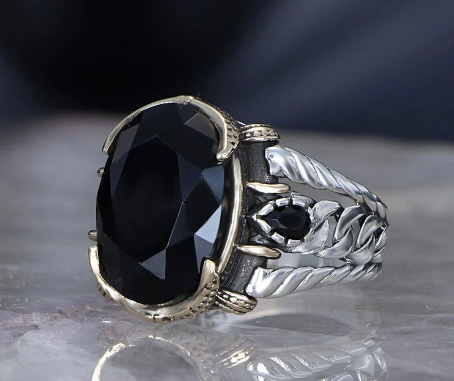 Timeless Beauty: 925 Sterling Silver Ring with Black Zircon Stone and Basket