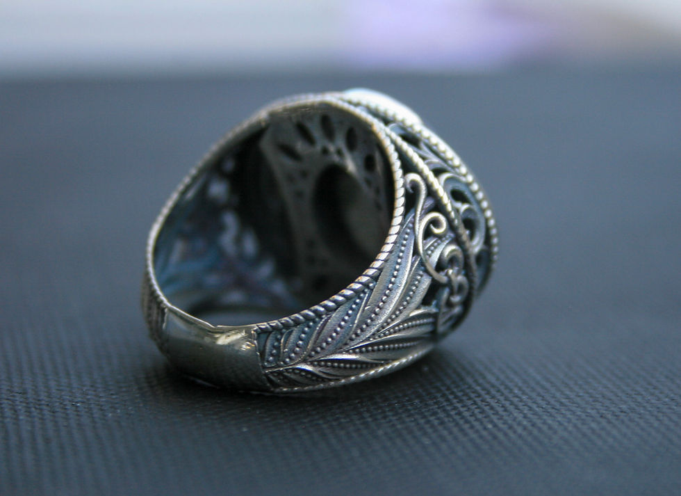 Thumbnail: Vintage Lapis Lazuli Ring – Handmade 925 Silver Gemstone Gift for Him or Her, De