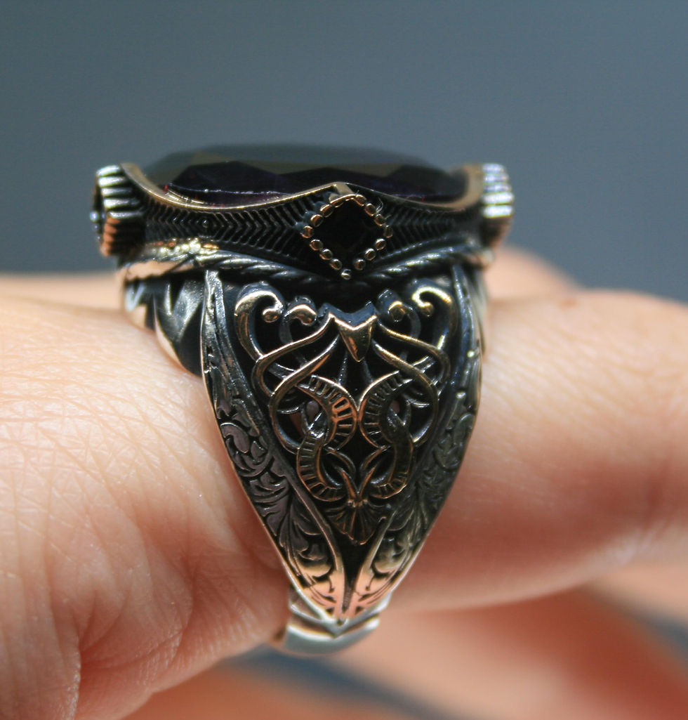 Thumbnail: Vintage Purple Zircon Sterling Silver Ring – Elegant & Timeless Jewelry for