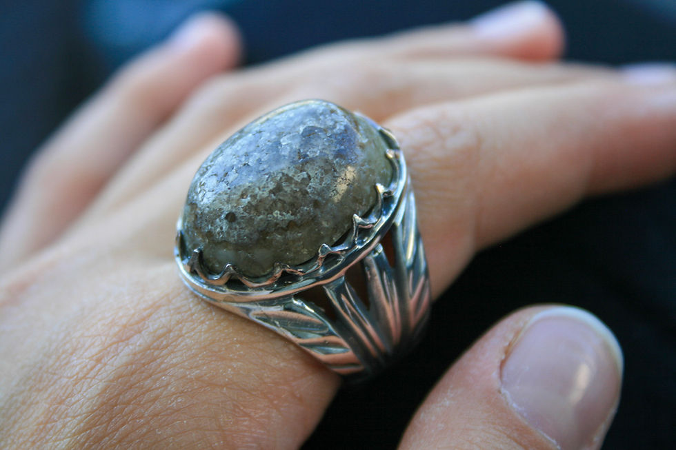 Thumbnail: Men’s Sterling Silver Ring with Natural Yemeni Agate – Rustic Textured Design