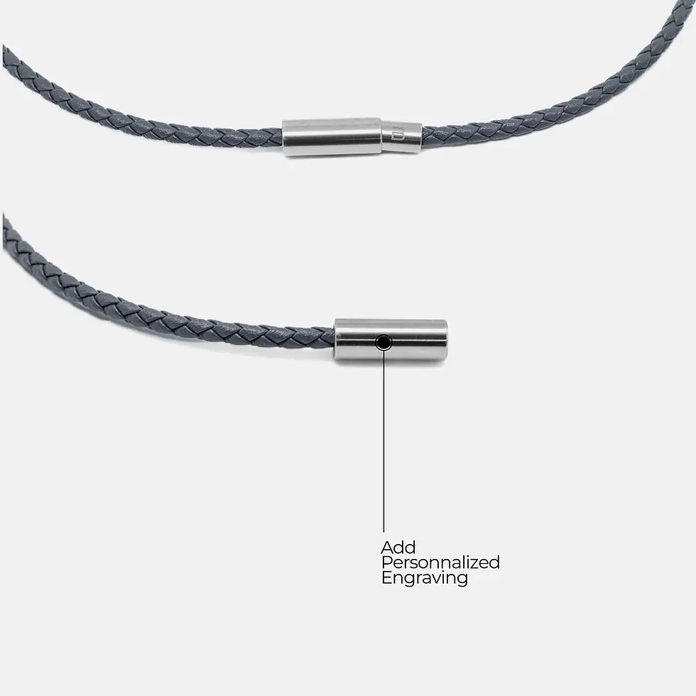Thumbnail: Grey Elba double bracelet en cuir gris gravure homme Atelier Botini