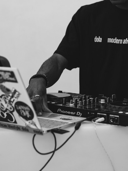 Photo du pop-up store d'Atelier Botini à Abidjan