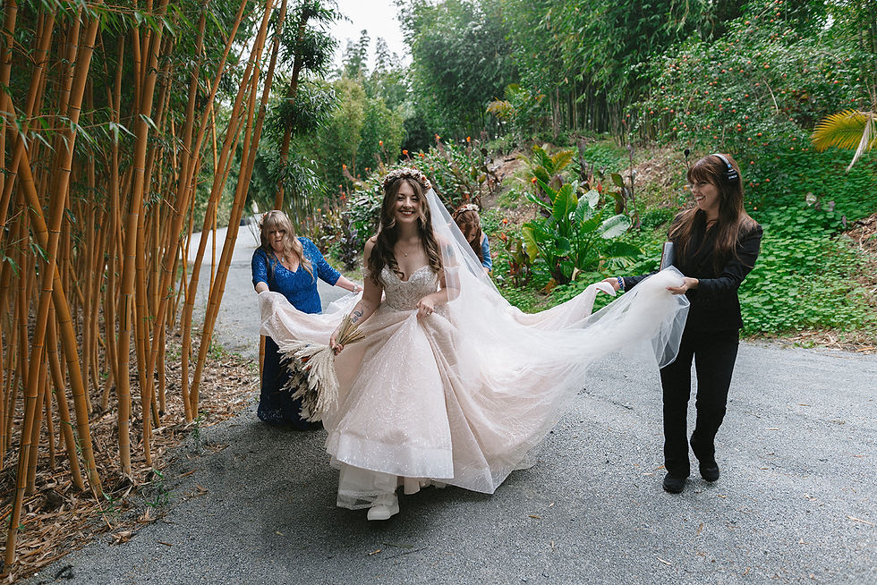 Karissa & Nathan, rain or shine! - 11.15.25