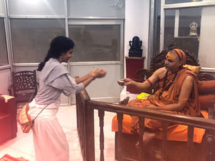 Contato direto com sua Santidade Jagad Guru Śaṅkarācārya de Jyotir Math Svami Avimukteśvarānanda