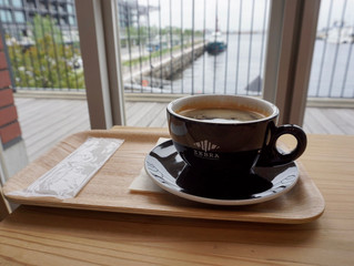 横浜で見つけた海の見えるカフェ@ ZEBRA Coffee & Croissant Yokohama