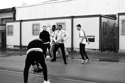 Making off Clip.
