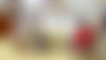 Fundraising Art-jam Session with
Shiny Munchkins