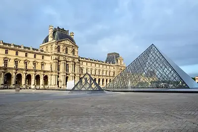 area-front-louvre-summer-morning-area-front-louvre-summer-morning-pyramids-courtyard-12032