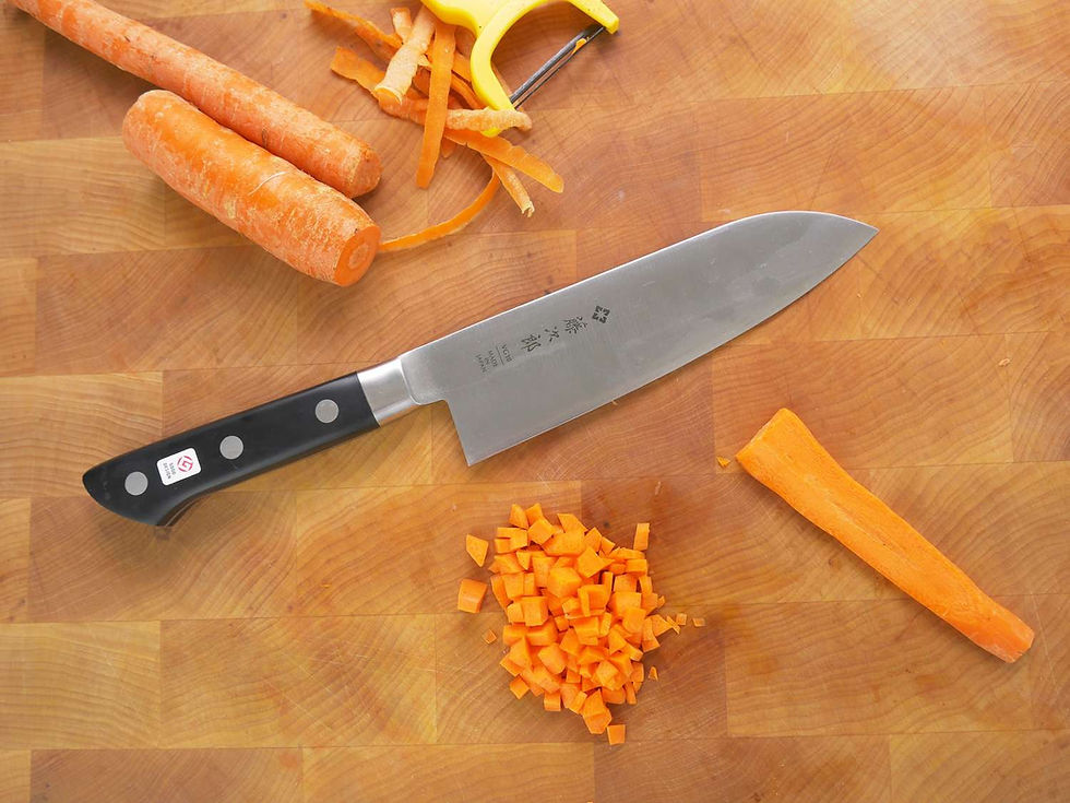 Santoku Knife Dicing Carrots