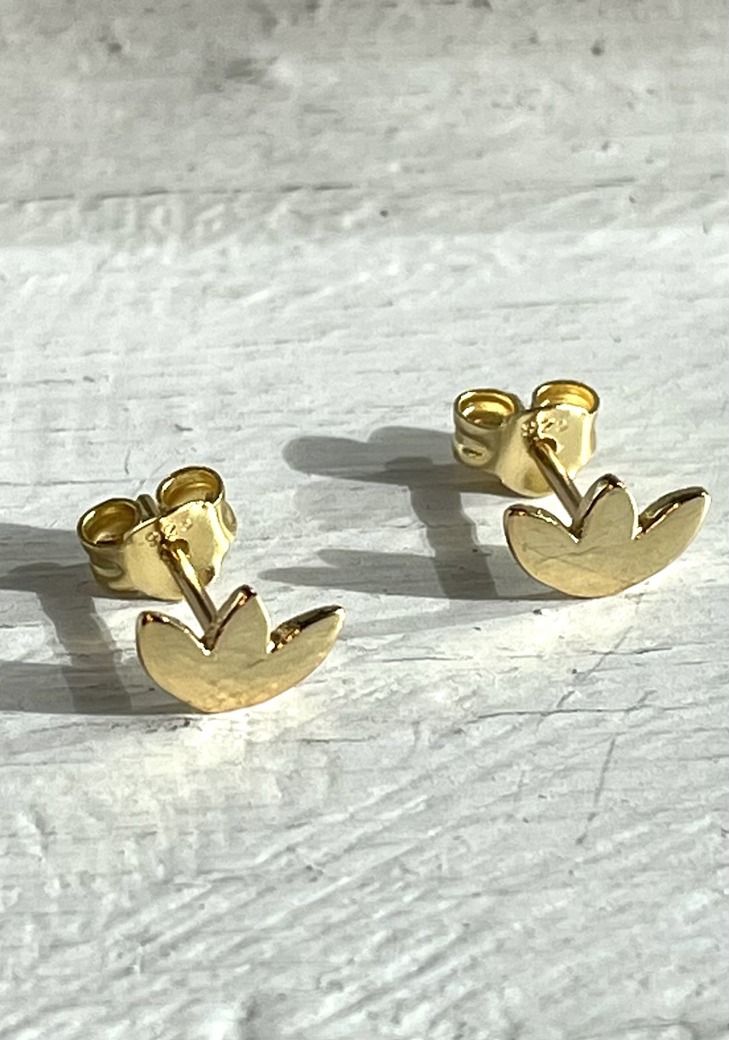 KINDRED 14K Goldfilled Lotus Post Earrings KDE5985