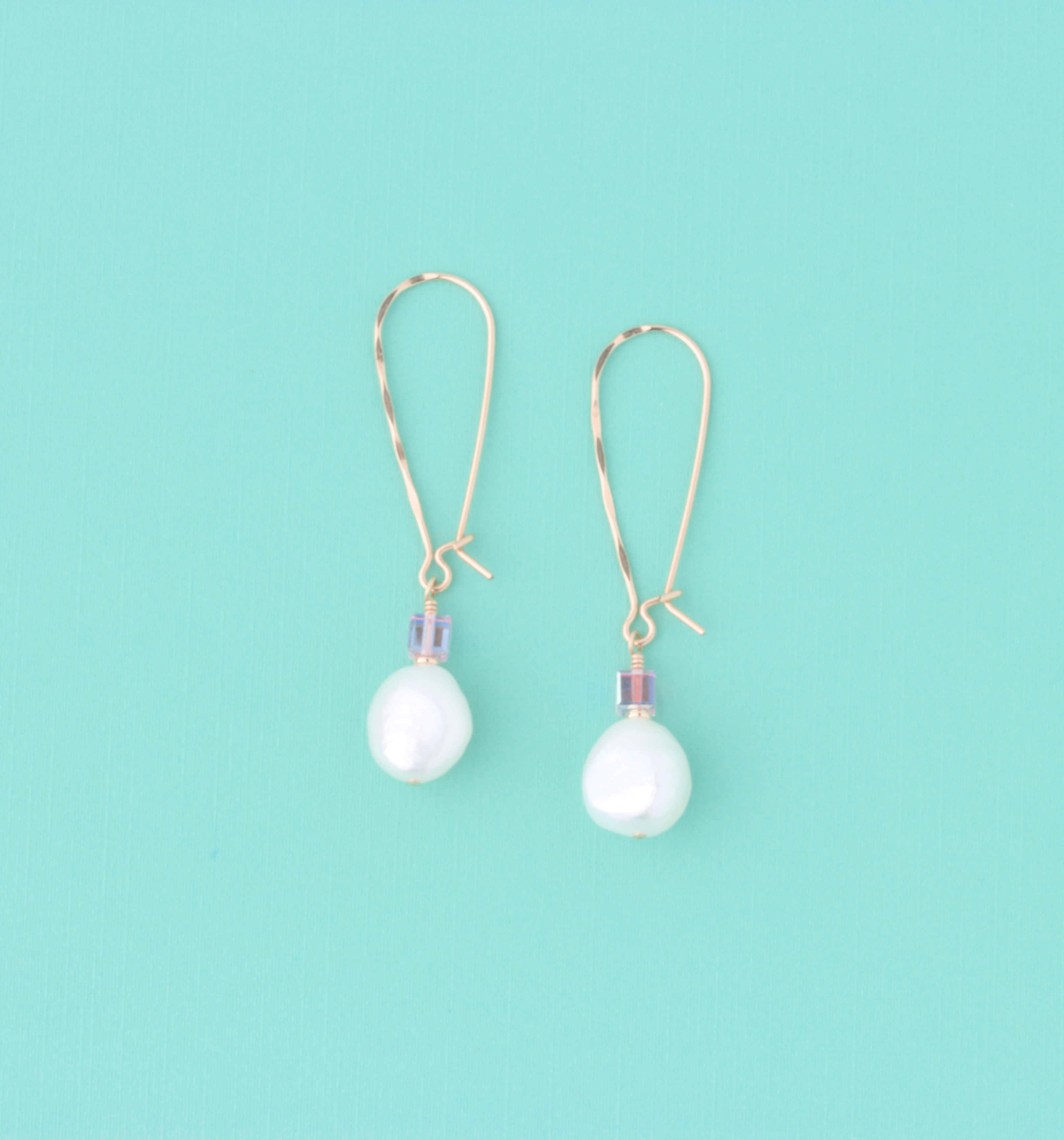 Baroque pearl earrings