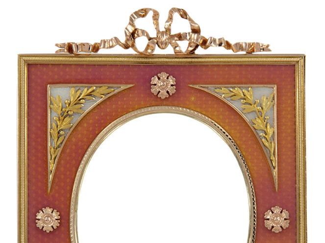 Fabergé-frame Inv 59691-02_edited.jpg