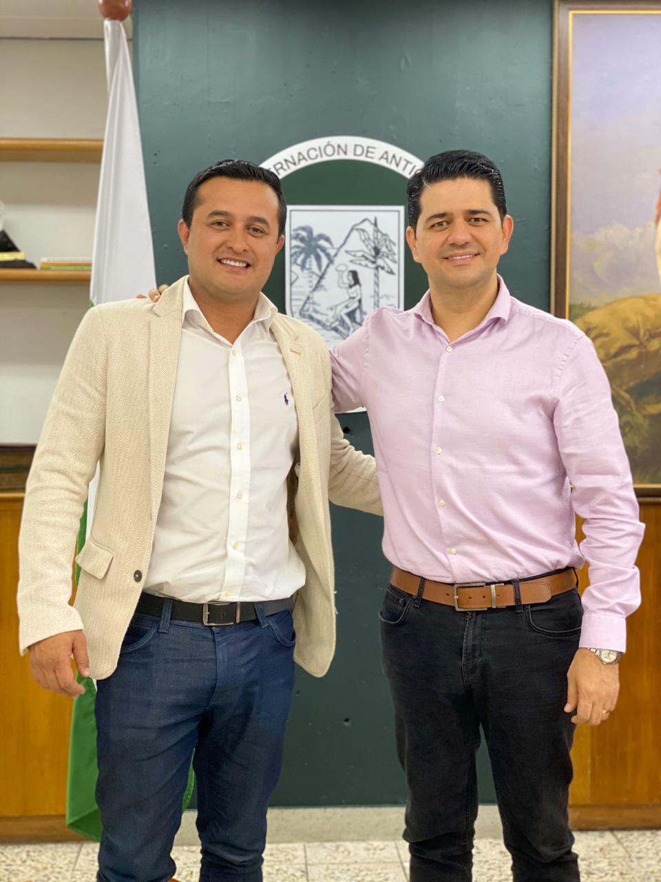 Archivo de Jorge Iván Torres Ramírez: encuentro en un espacio de la Gobernación de Antioquia.