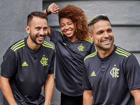 ESPORTEnews | Adidas revela terceira camisa do Flamengo para temporada