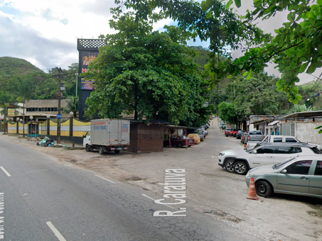 Rua Caratuva na Estrada do Catonho não tem água encanada pela Cedae