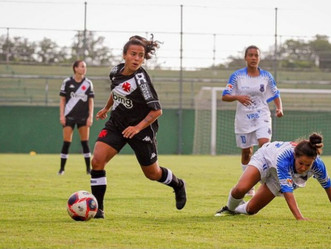 Atletas de Sulacap e boleiras: confiram quem são elas que estão jogando futebol feminino no Rio