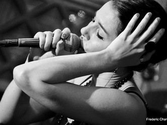Shopping Sulacap terá 'Uma tarde para cantar Elis' no Dia das Mães