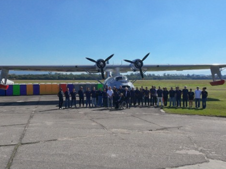 Aeronave Catalina Restaurada é apresentada à Associação de Amigos do MUSAL