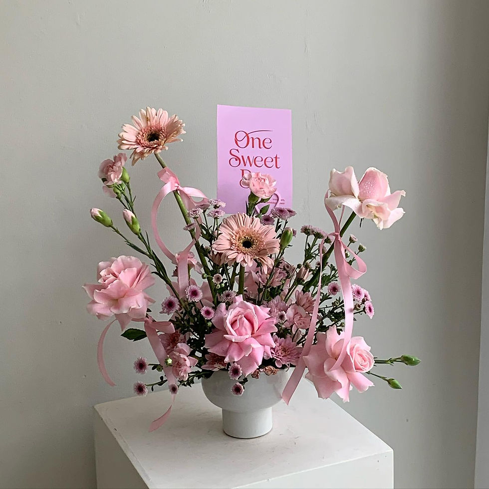 Thumbnail: Pink Small Vase