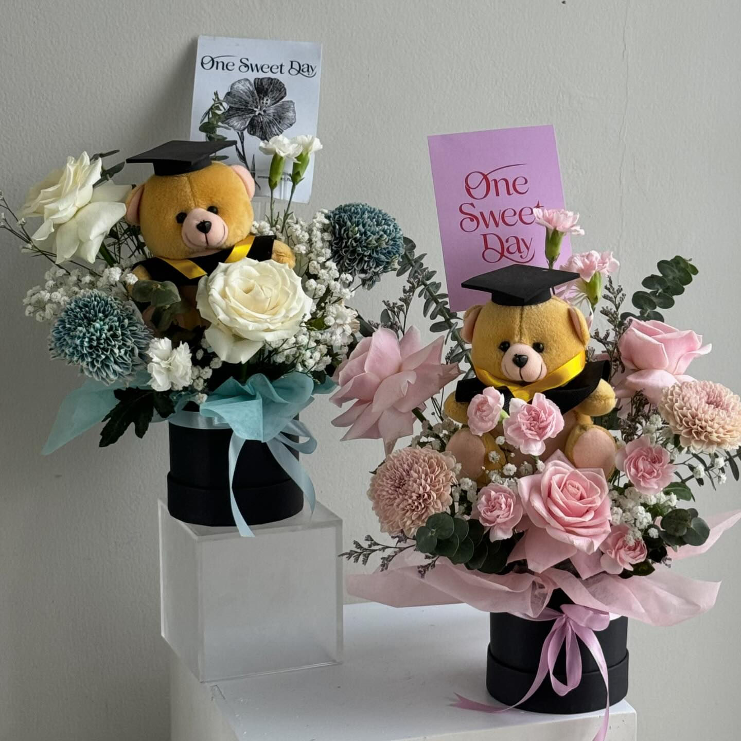 Graduation Bloom Box Mini + DOLL