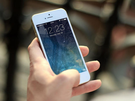 BRASIL REGISTRA CERCA DE 30 INFRAÇÕES DE TRÂNSITO POR HORA PELO USO DE CELULAR AO VOLANTE.