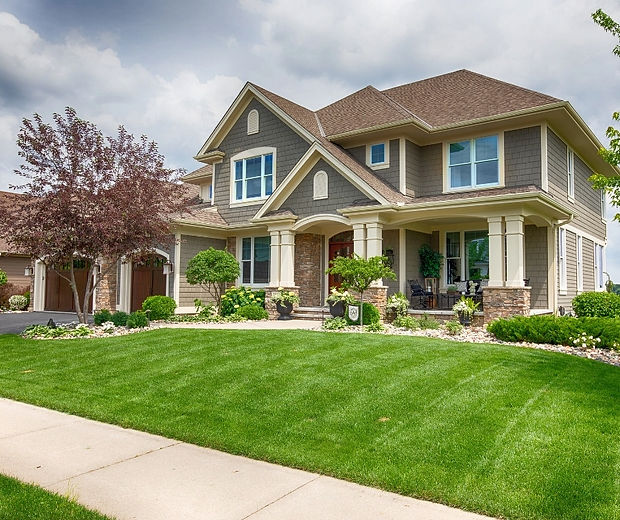 Landscaper in Bay Village Ohio serving surrounding neighborhoods