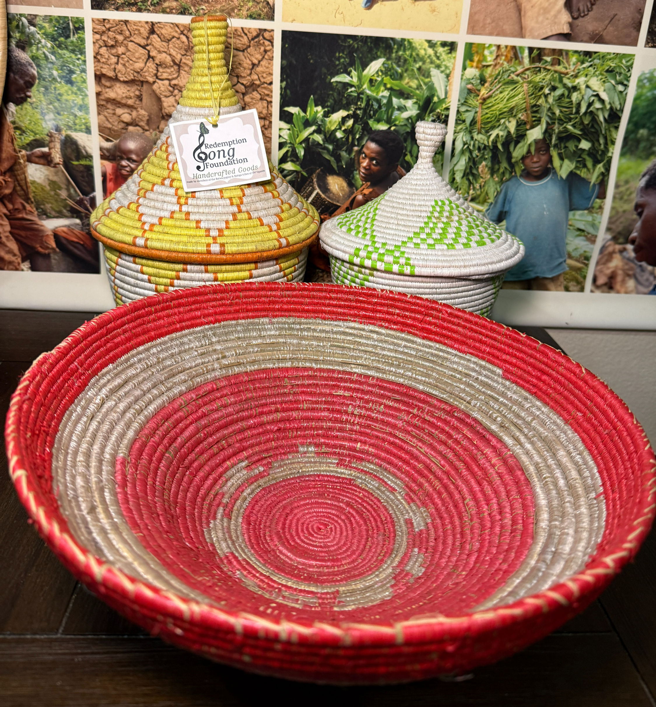 Upcycled Red & White XXL Bowl