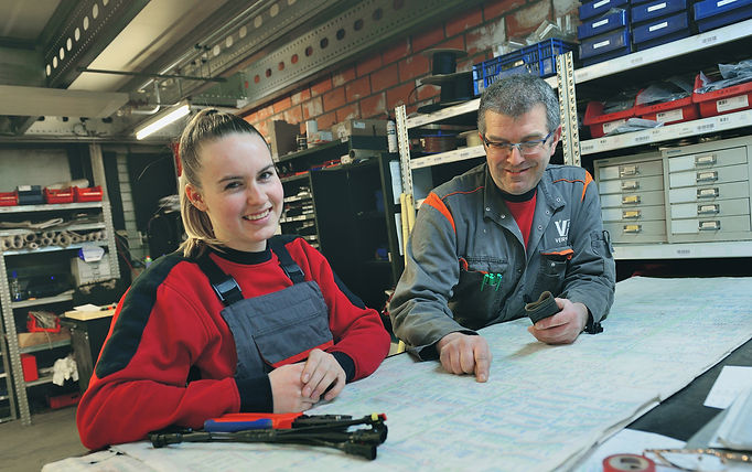 vervaet portret HR - cloe (8) copy.jpg